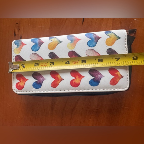 Colorful Heart Pattern Wallet - Picture 4 of 4